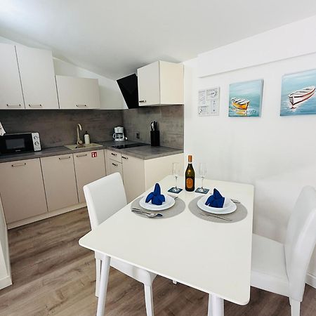 Apartman Dino Fazana Exterior photo