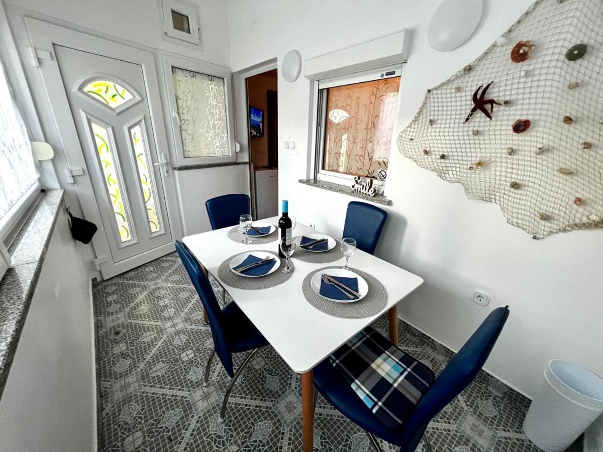 Apartman Dino Fazana Exterior photo